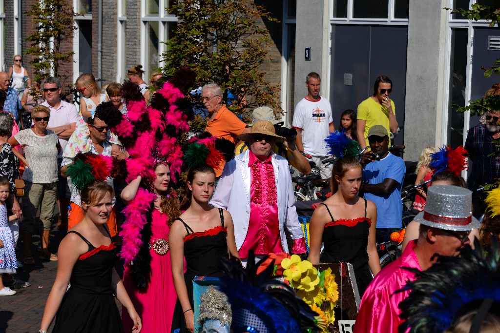 ../Images/Zomercarnaval Noordwijkerhout 076.jpg